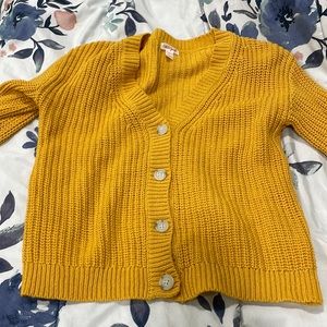 Yellow sweater